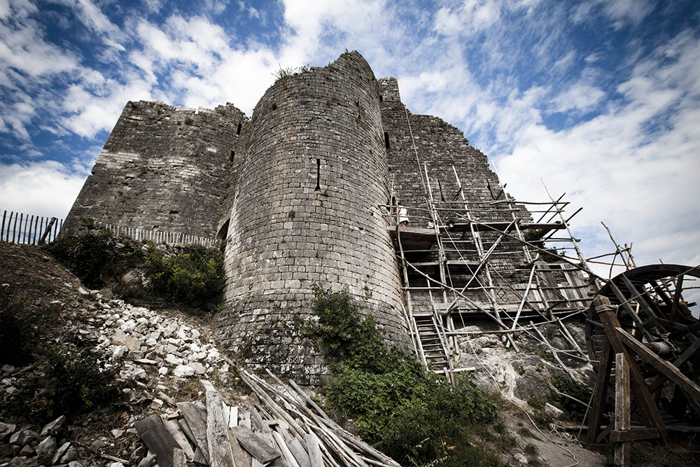 photo du chateau contrebas photo du chateau contrebas
